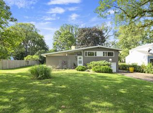 2466 E Cass St, Joliet, IL 60432