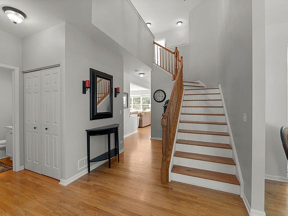 2nd image of 205 Somerset Dr