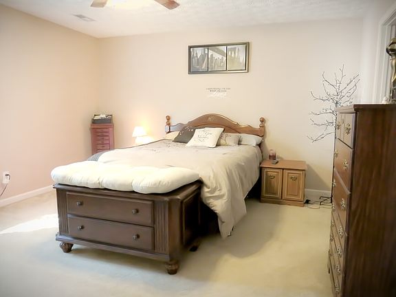 5th image of 7326 Carowinds Ln