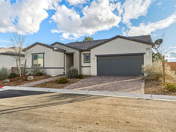 3rd image of 4405 E Tumble Brook Ct