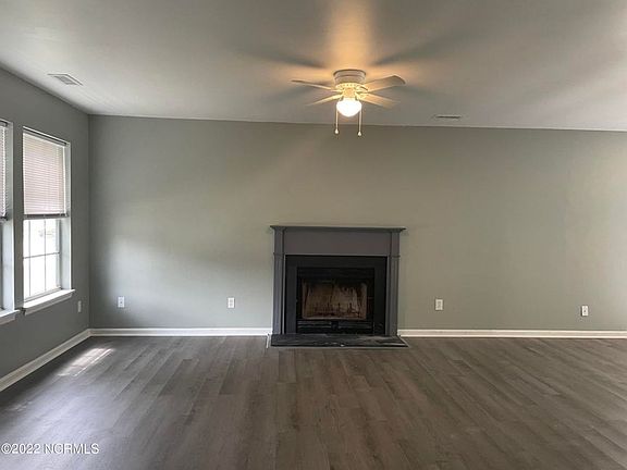 3rd image of 3031 Foxhorn Rd