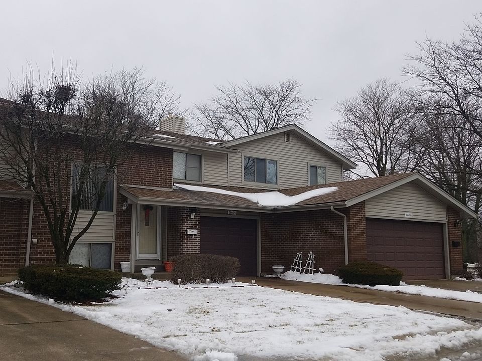 2nd image of 18608 Golfview Dr