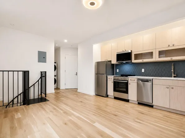 524 West 134th Street image 1 of 17
