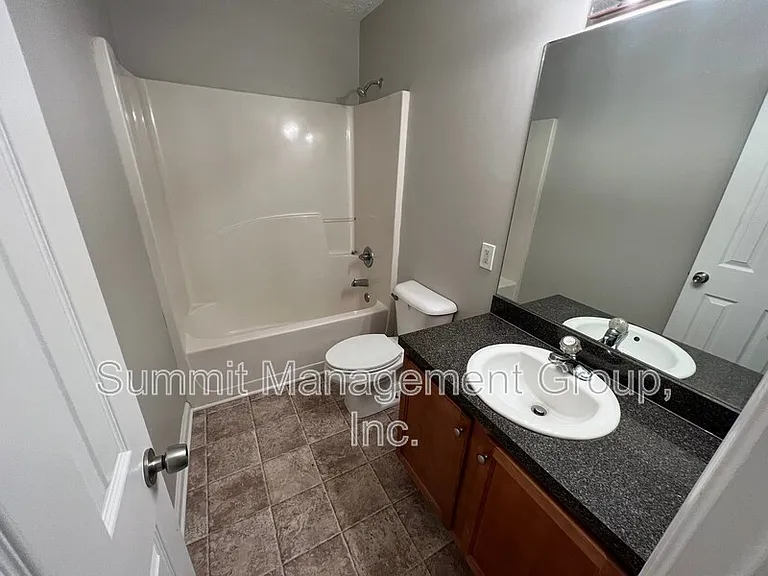 158 Elder Dr #A — Photo 14