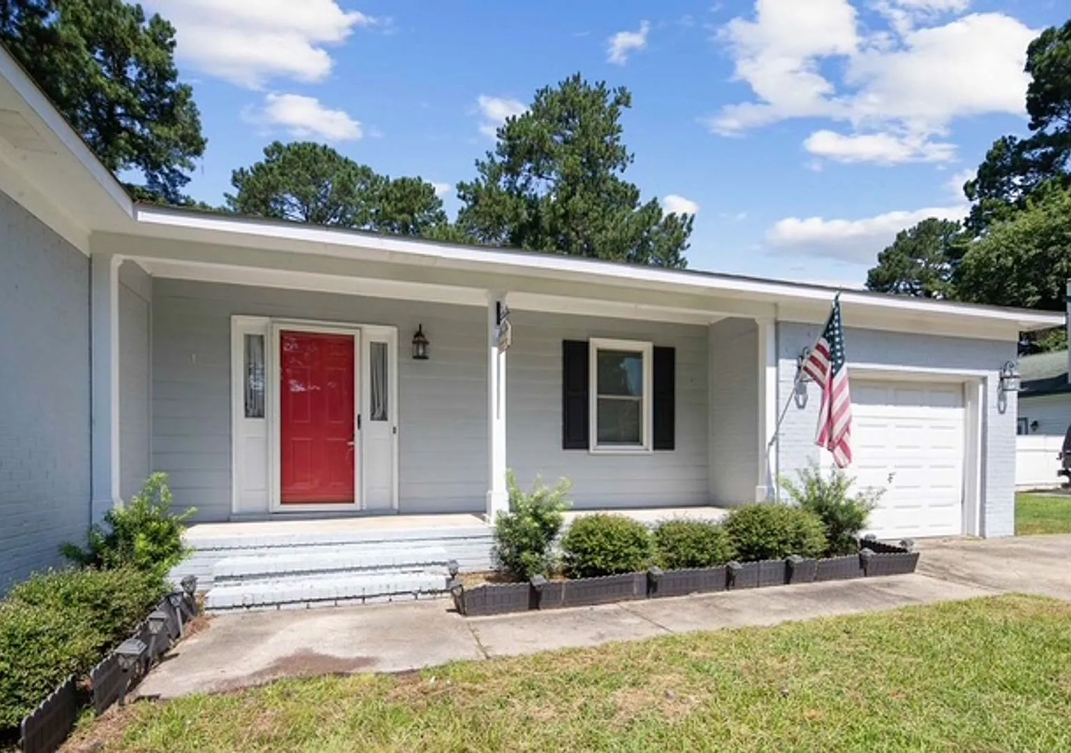 Welcome Home to 2142 Baywater Dr. in Fayetteville, NC! — Photo 4