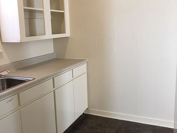 5th image of 109 N Belleview St APT A