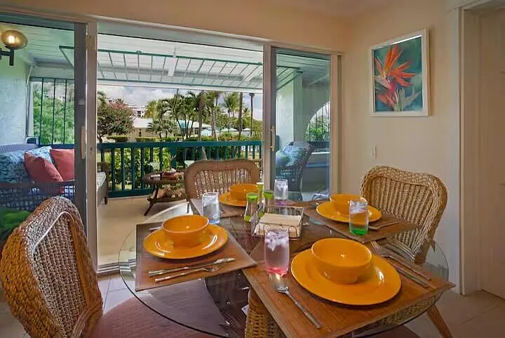 4 bed, $8,500 — Photo 2