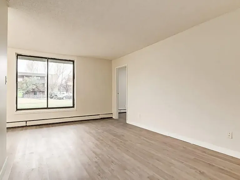 2702 48th Ave — Photo 18