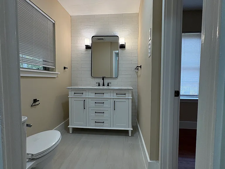 1411 Ansbury Dr — Photo 15
