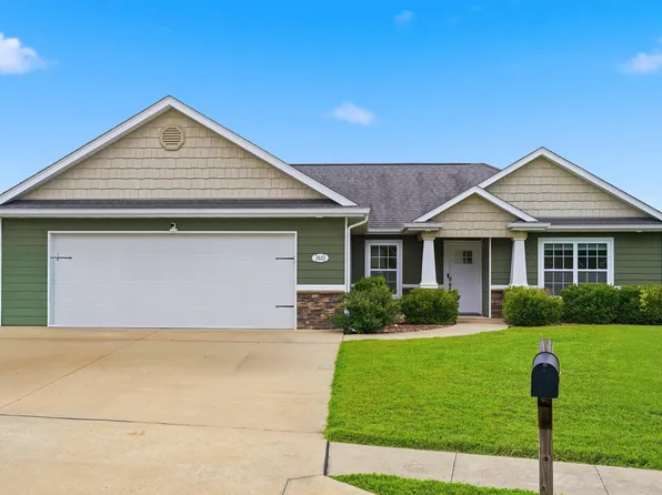 7610 W Black Walnut Dr, Columbia, MO 65202