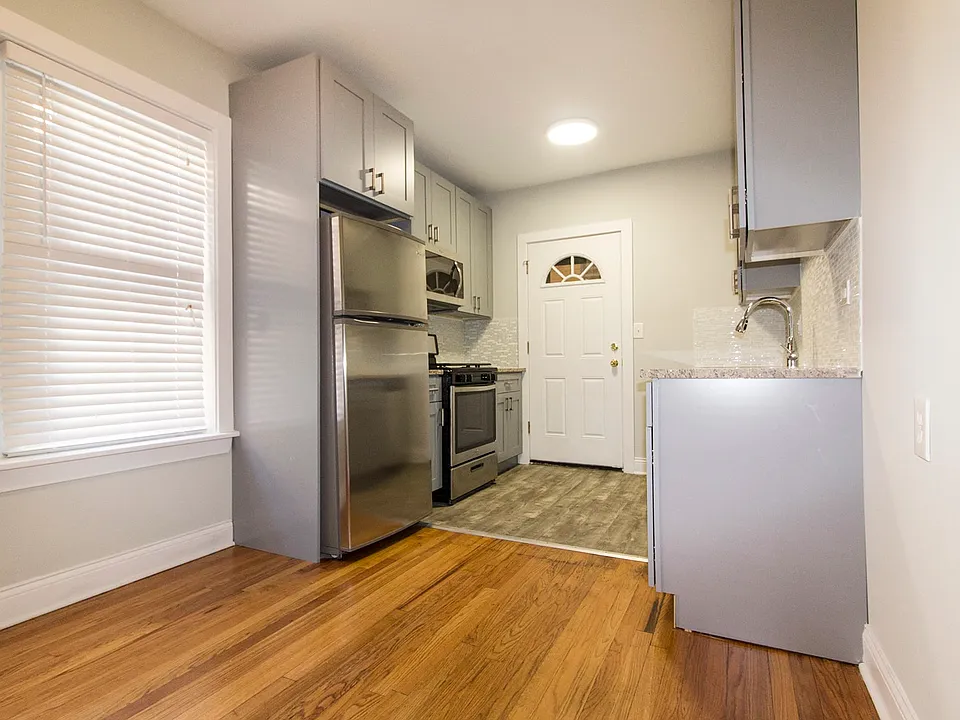 2759-65 N Kilbourn Ave #2759-3