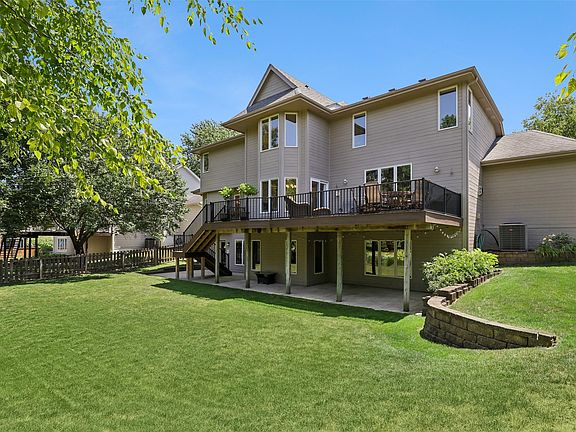 2nd image of 5773 Coachlight Ct