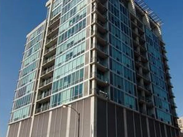700 W Van Buren St, Chicago, IL
