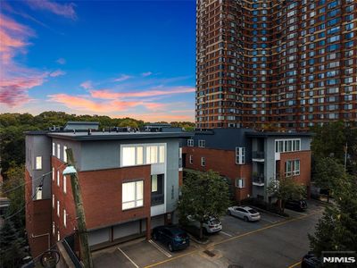 1600 Kaufer Ln APT 10, Fort Lee, NJ, 07024