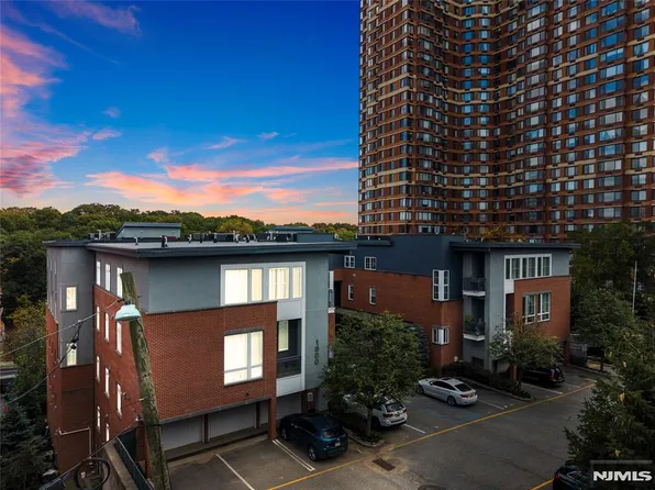 1600 Kaufer Ln APT 10, Fort Lee, NJ 07024