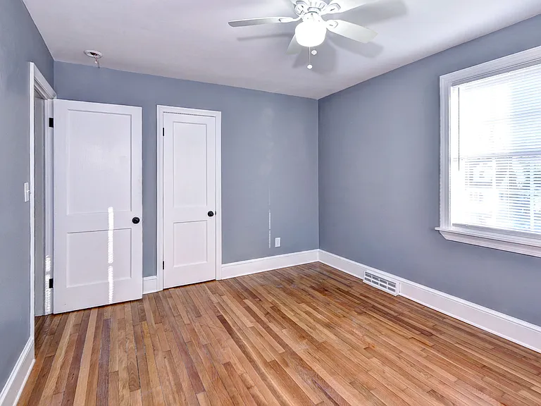 725 Jefferson Pl — Photo 13