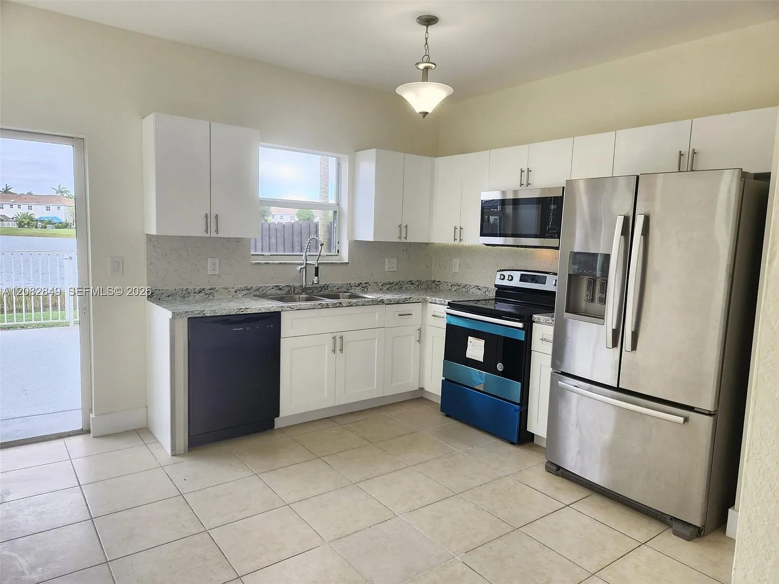 Venetia Grove — Photo 4