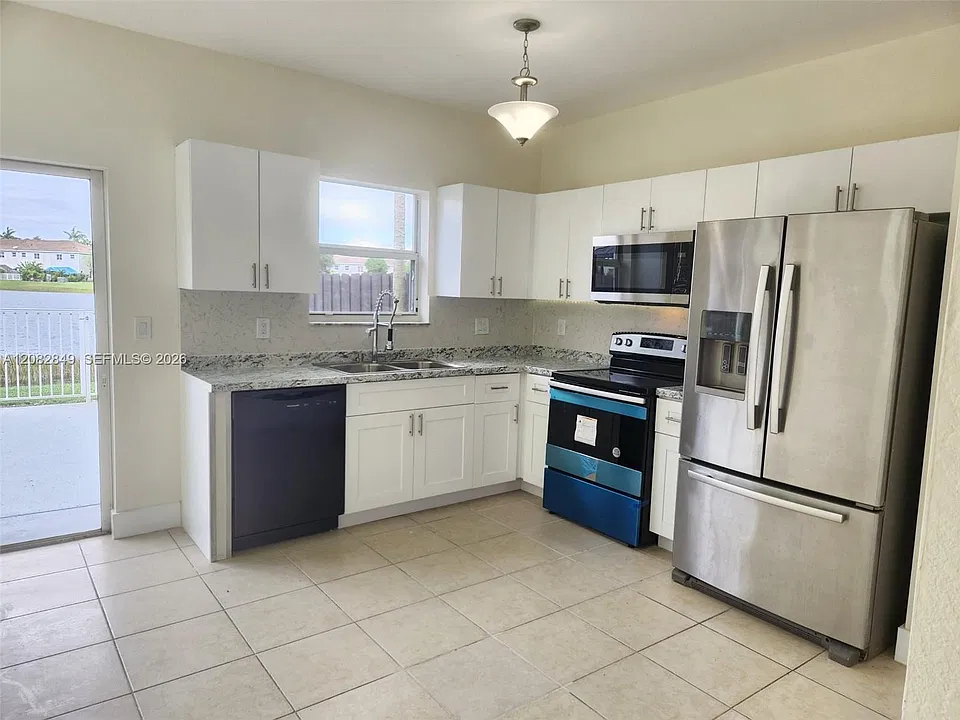 1525 SE 31st Ct #1525