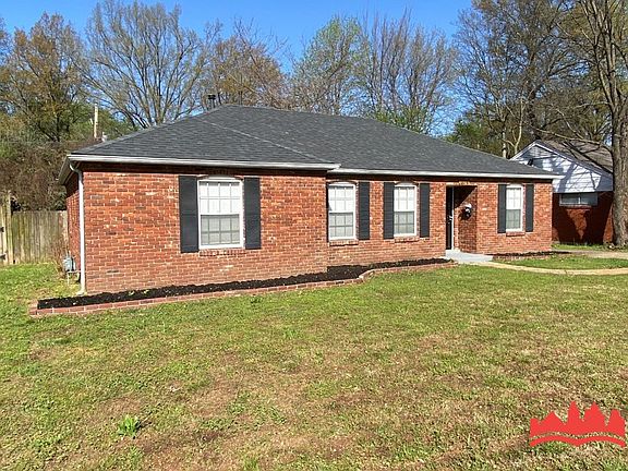 3rd image of 1879 Dorrie Ln