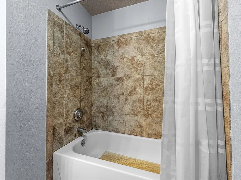 501 Knights Run Ave #1123 — Photo 21