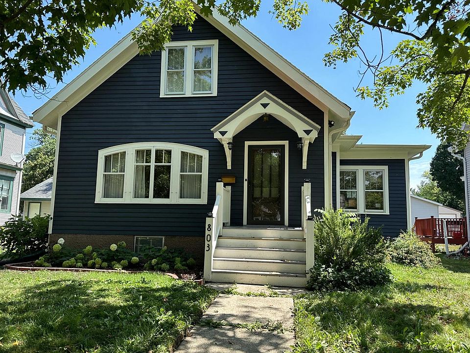 1st image of 803 Richards AVENUE