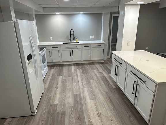 5th image of 41 W Main St #D
