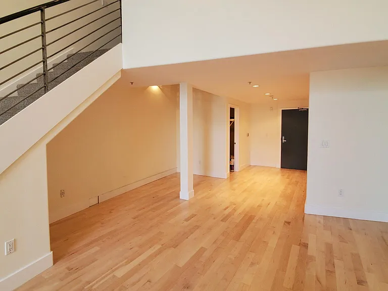 336 Harriet St #2 — Photo 3