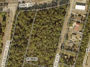 6 Hibbs Rd, Newport, NC 28570