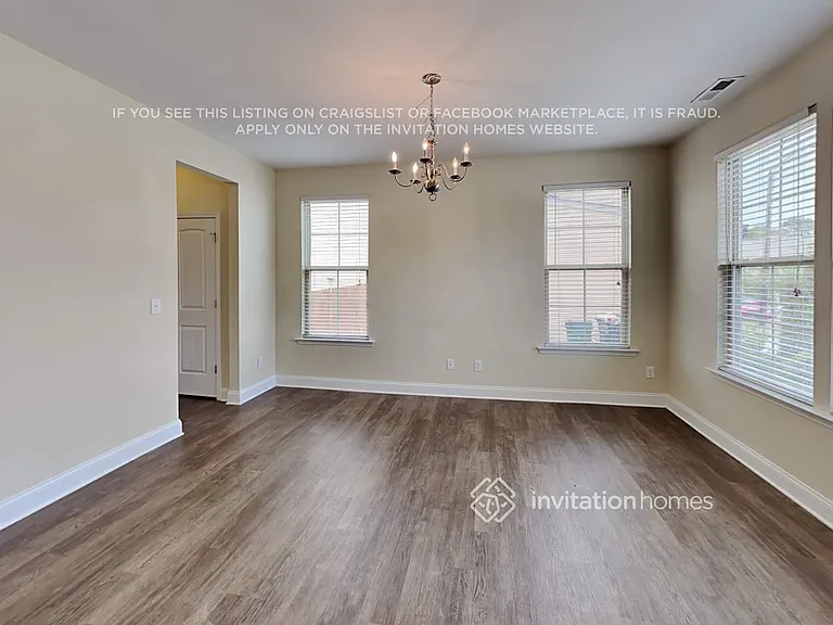 143 Davelyn Ct — Photo 5
