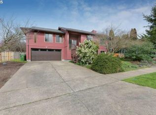 201 Foothills Dr, Newberg, OR 97132