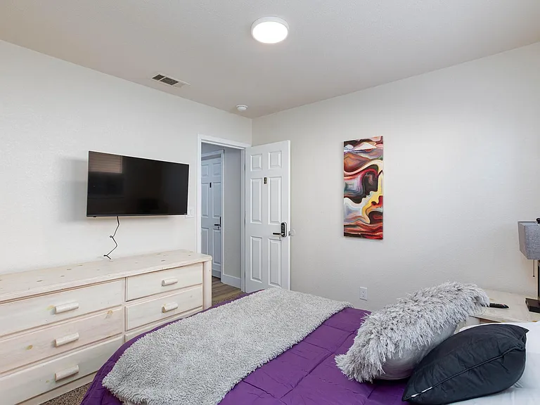 Room 4