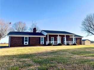 1616 Asbury Church Rd, Hamptonville, NC 27020