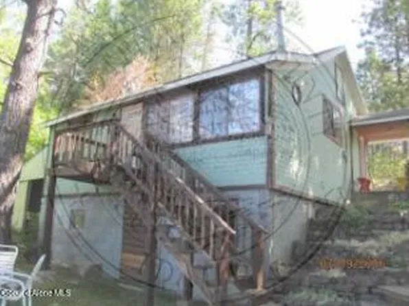 13149 S Shore Dr, Cataldo, ID 83810