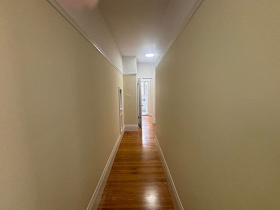 4th image of 2805 Van Ness Ave APT 2