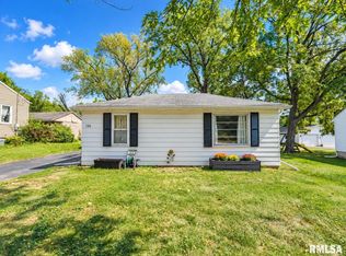 126 N Eisele Dr, Peoria, IL 61604