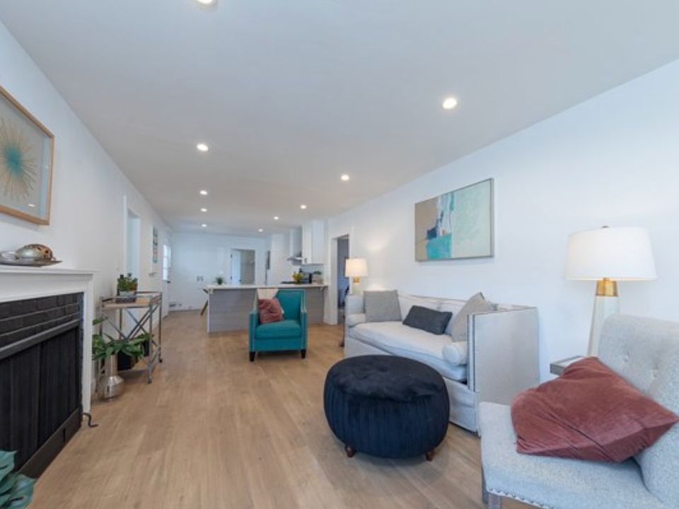 1st image of 70 S Altadena Dr #1/2