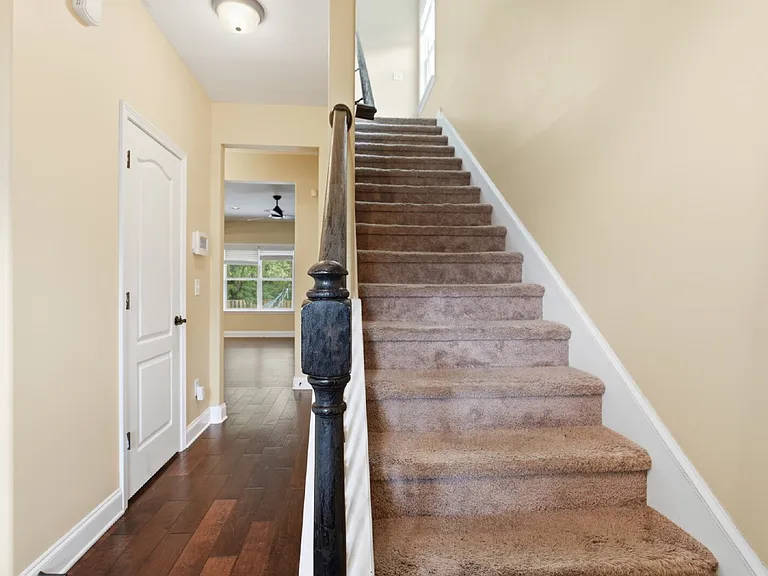 281 Asa Way — Photo 2