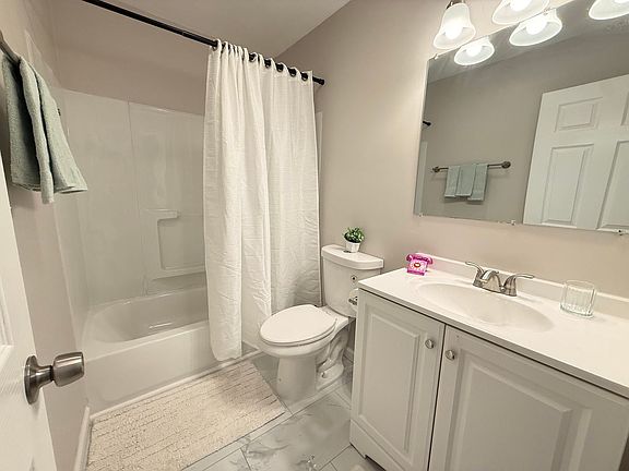 4th image of 33-37 Grant St