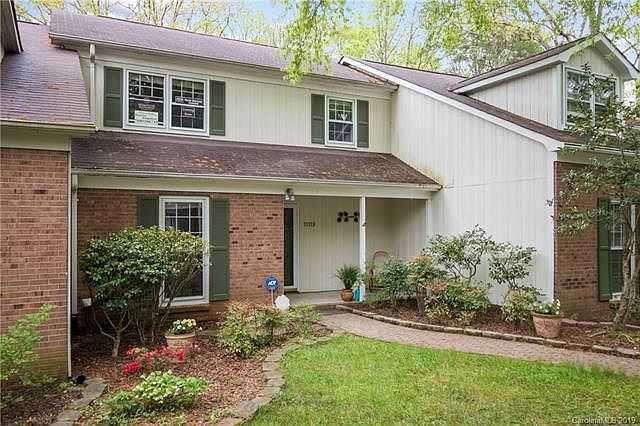 1st image of 11119 Sevilla Ct