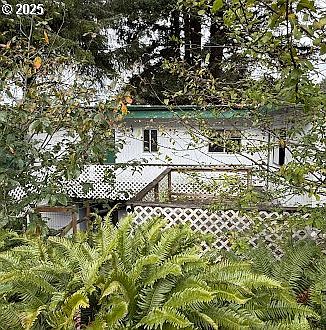 1st image of 3595 NE Reef Dr