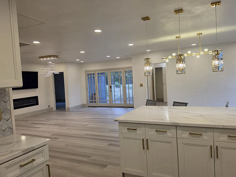 41620 Beatrice St — Photo 3