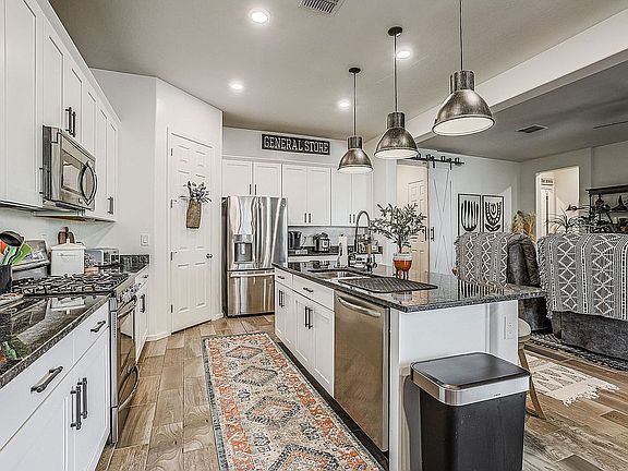 4th image of 3874 E Dogwood Pl