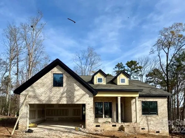 2600 Oaklawn Ct, Albemarle, NC 28001