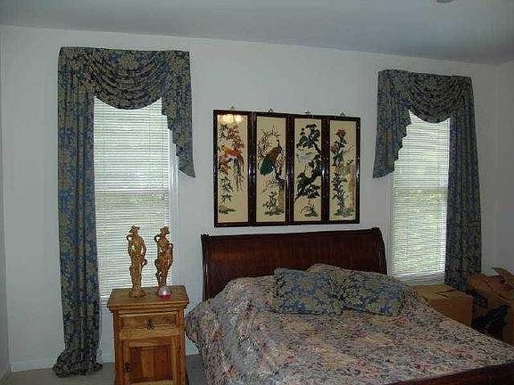 5th image of 660 Falls Lake Dr