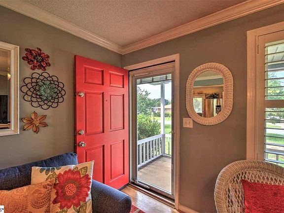 5th image of 110 Wildrose Ln
