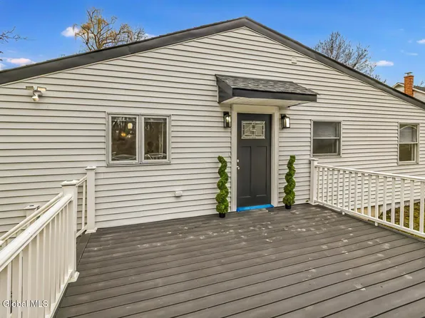 18 Wendell Street, Ravena, NY 12143