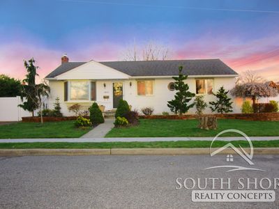 3015 Harvey Ave, Oceanside, NY, 11572