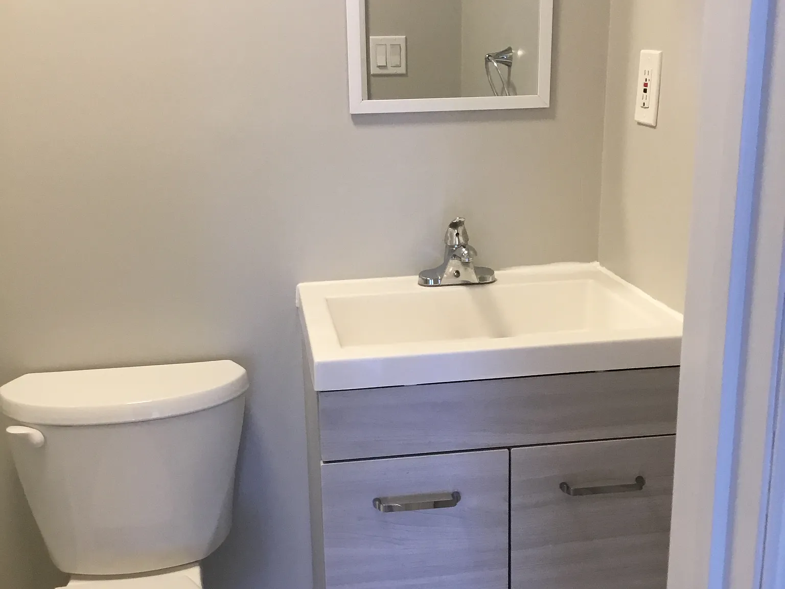 2 bed, 675 sqft, $1,700 — Photo 4