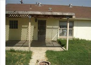 4th image of 4040 Johnson St