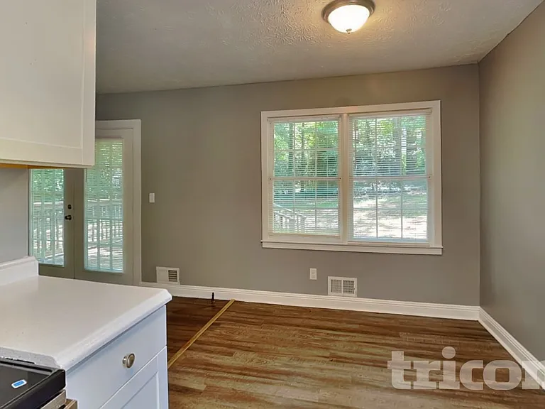 847 Raintree Way SE — Photo 5